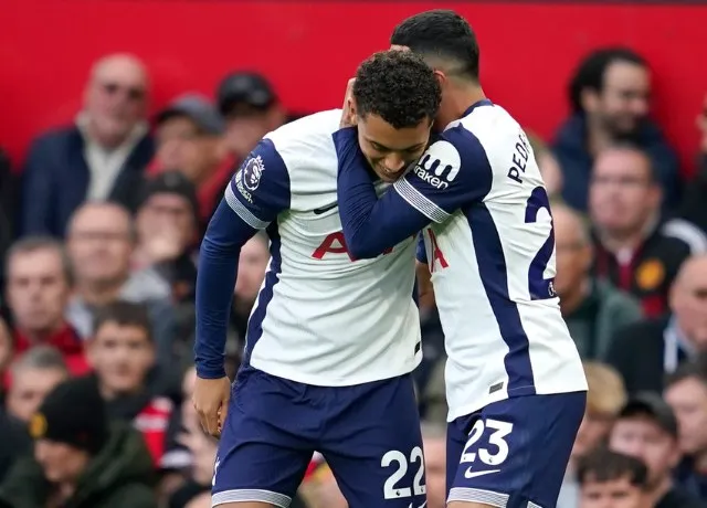 Brennan Johnson càng chơi càng hay